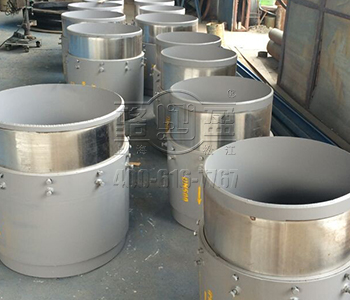 補償器.jpg 補償器焊接.jpg