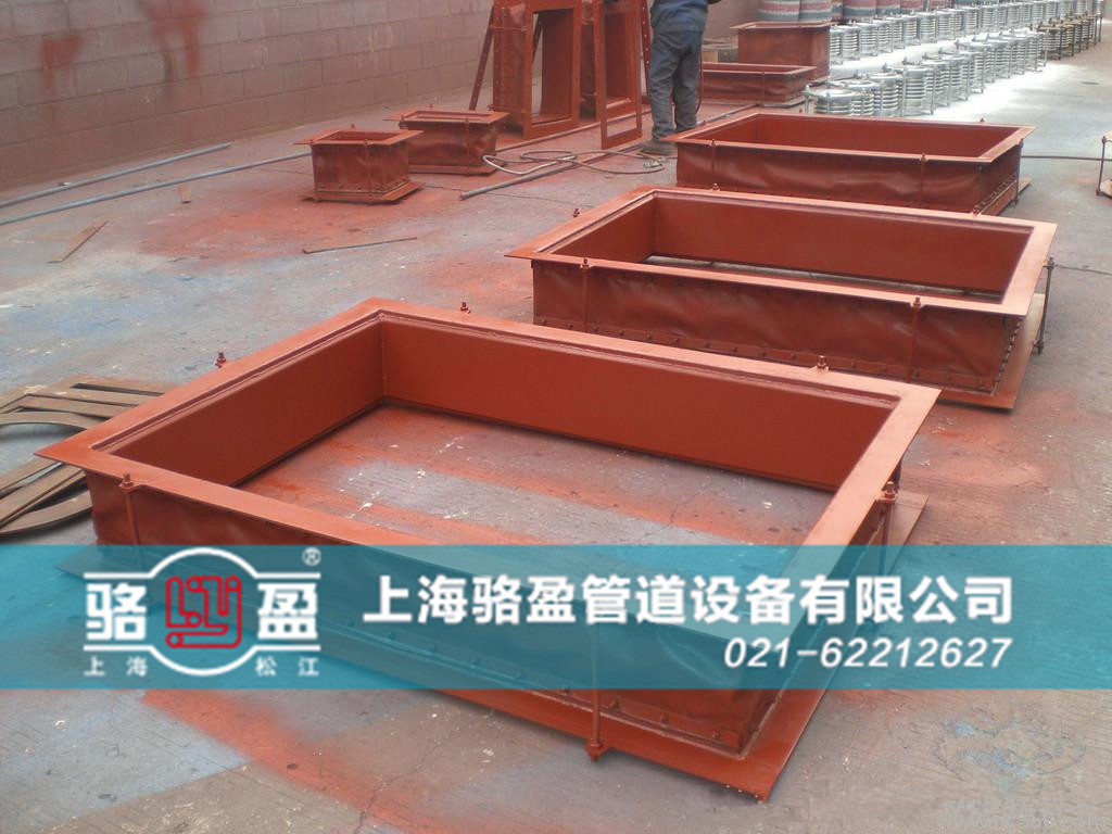 香港機場大嶼山矩形非金屬補償器噴涂環節