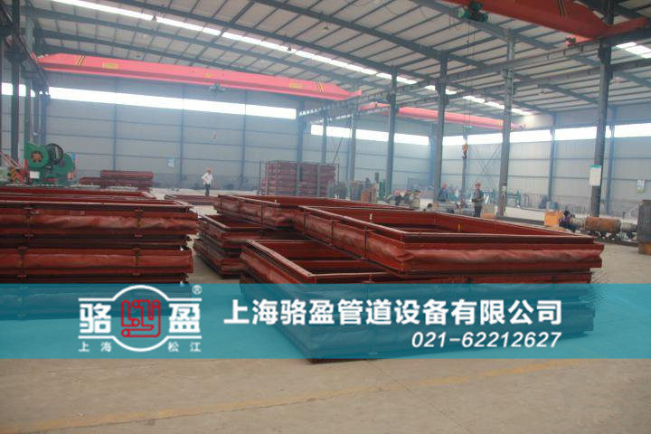 香港機(jī)場赤鱲角<a href=http://m.hzfvr.com target=_blank class=infotextkey>非金屬補(bǔ)償器</a>生產(chǎn)廠家